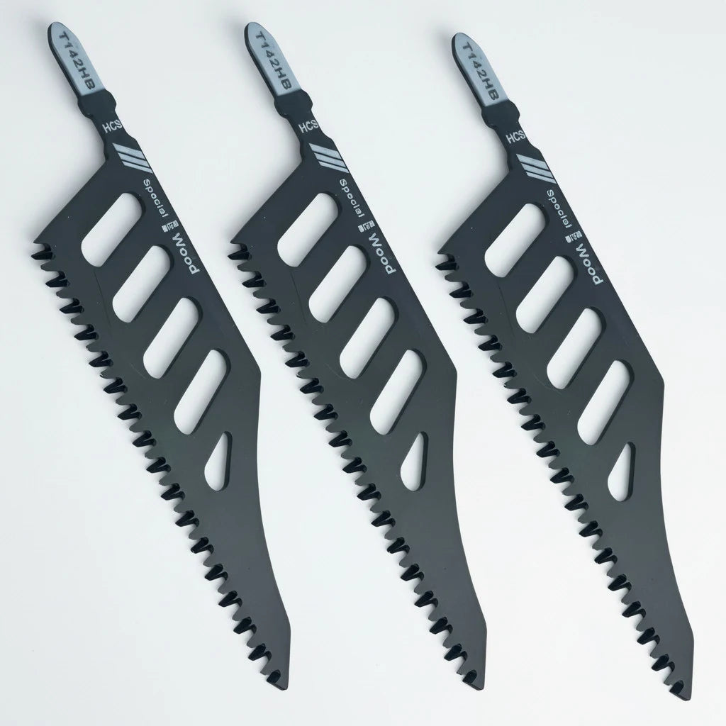 lâmina serra tico tico T142H, lâmina tico tico 11 TPI, lâmina tico tico aço carbono, lâmina encaixe T universal, lâmina tico tico Bosch Dewalt, lâmina corte madeira tico tico, lâmina tico tico 112mm, lâmina corte metal plástico, lâmina tico tico marcenaria, lâmina tico tico sem rebarba